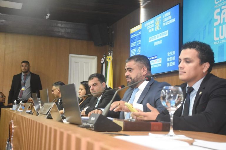 Camara-votara-amanha-prestacao-de-contas-de-Jackson-Lago-Conceicao-Andrade-e-Tadeu-Palacio-1024x683