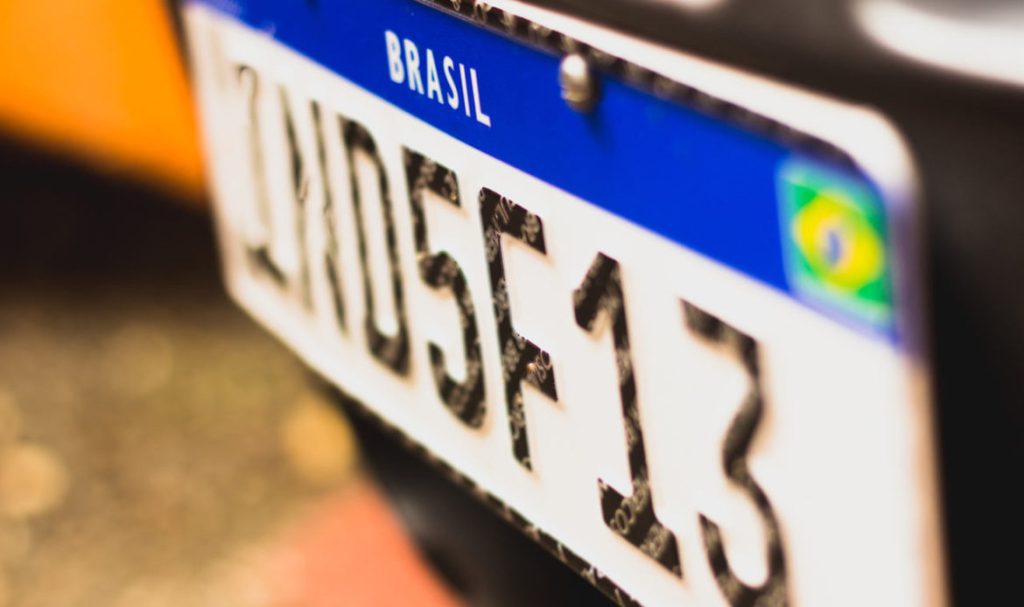 emplacamento-brasil-pandemia-1170x694