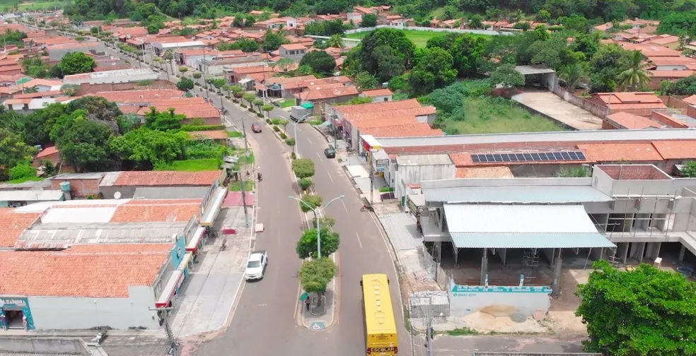 adeias