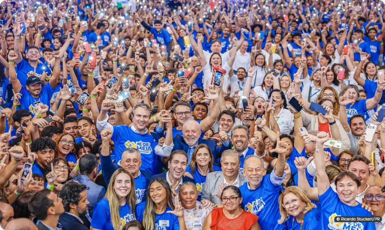 Screenshot 2024-08-03 at 09-58-28 Ampliação do programa Pé-de-Meia beneficiará 1 2 milhão de estudantes Radioagência Nacional